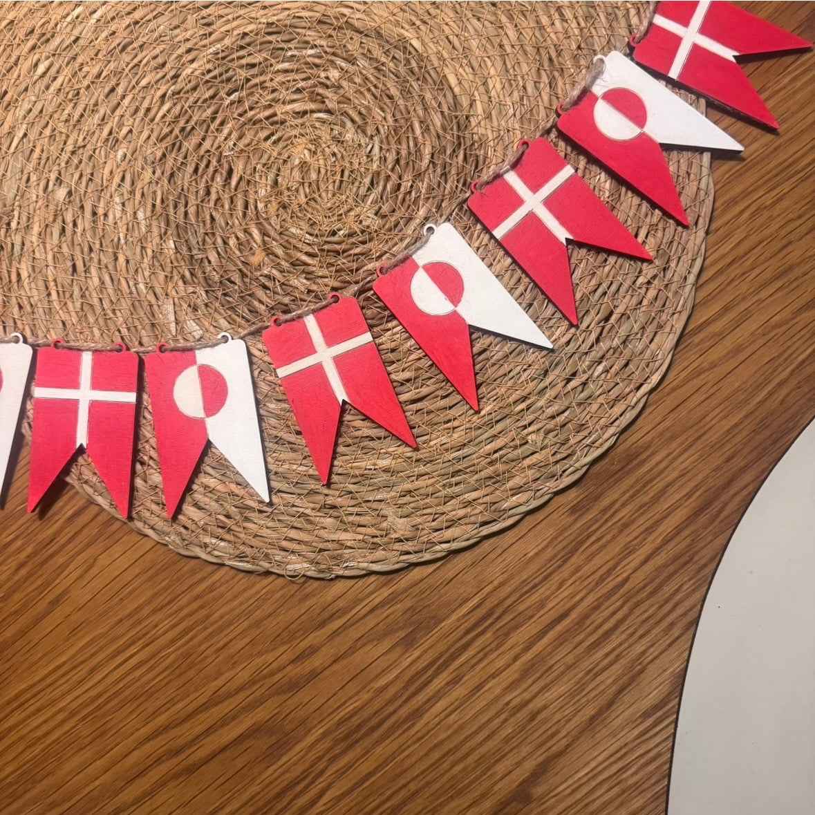 Flagranke med dansk og grønlandsk flag